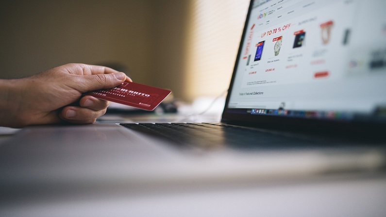 Online commerce industry to touch $188 billion by 2025: FICCI