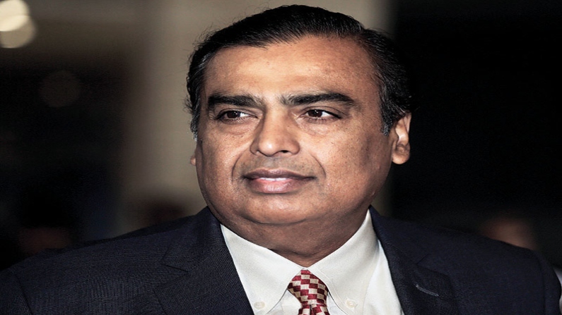 RIL Chairman Mukesh Ambani tops Hurun India Rich List 2021, Gautam Adani & family made Rs 1,000 crore per day