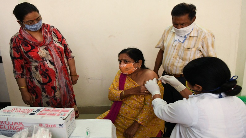 Over 37 crore vaccine doses administered in India so far: Govt