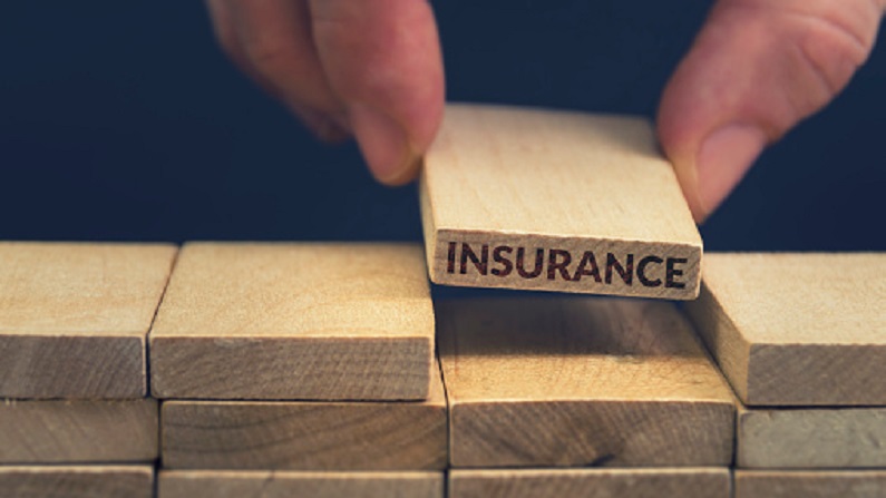 Most insurance buyers want a physical copy of the copy: Survey