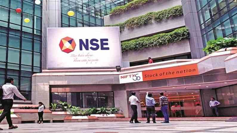 SGX Nifty hints at upbeat start for Sensesx, Nfity