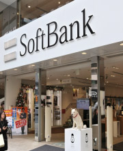 SoftBank's selling stakes puts Paytm in trouble
